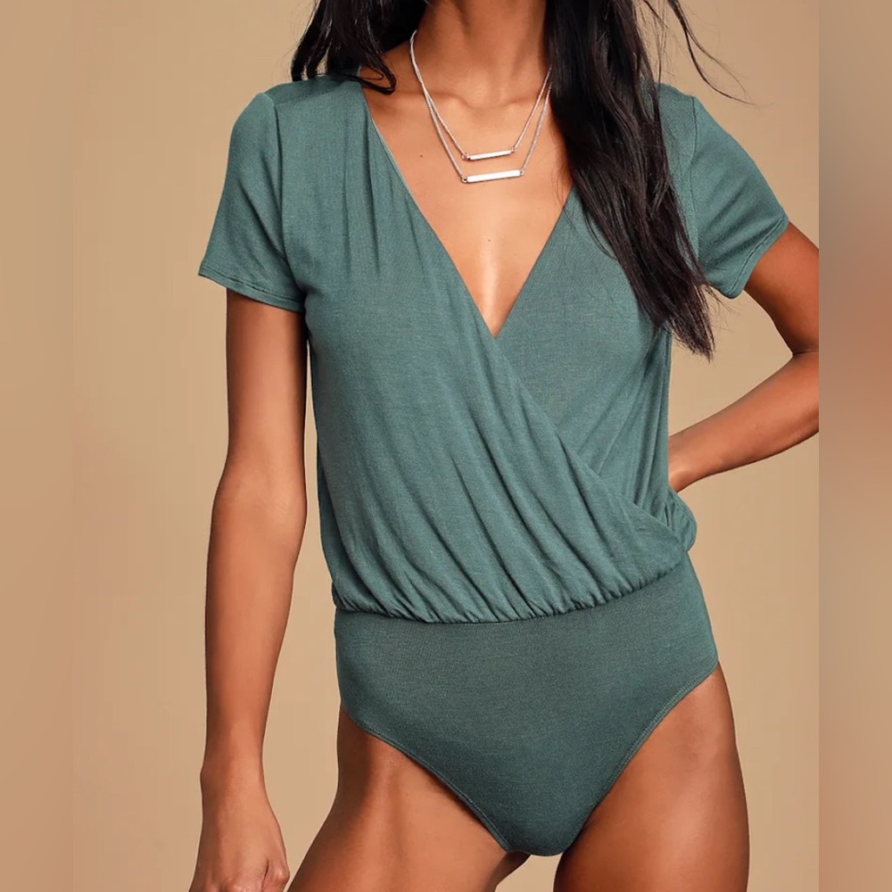 Lulus Slate Blue Short Sleeve Surplice Bodysuit Size Small